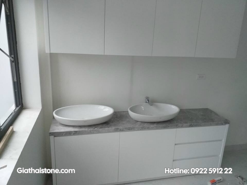 bàn đá lavabo phòng tắm