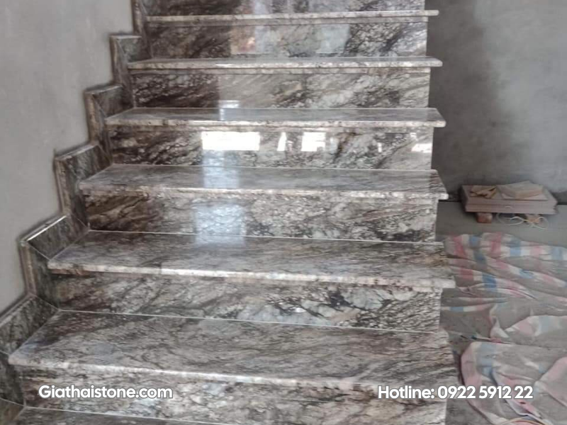 đá cầu thang granite