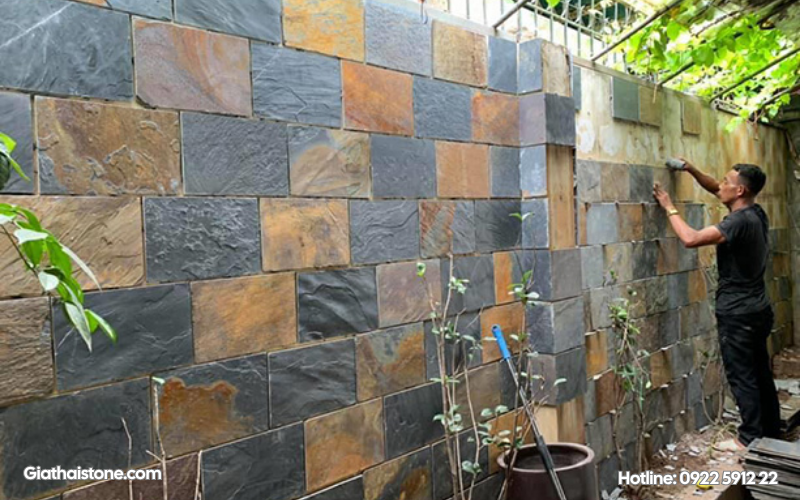 Đá ốp tường ngoài trời đẹp lâu, ít bong ố nhờ chọn đúng vật liệu
