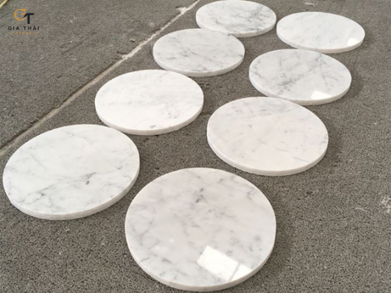 Đá Marble trắng Carrara – Vẻ đẹp trắng vân xám kinh điển từ Ý