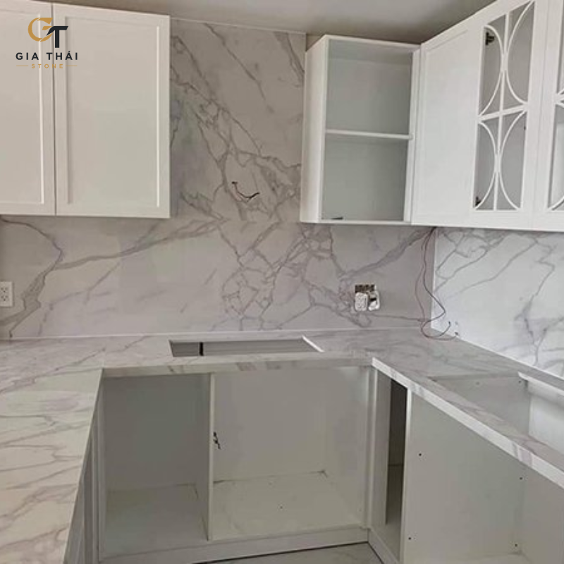 Đá ốp bếp chữ U